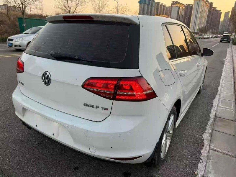 济宁15年大众高尔夫6