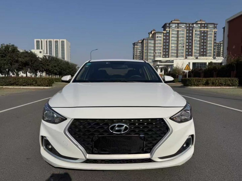 淮安19年现代悦动1