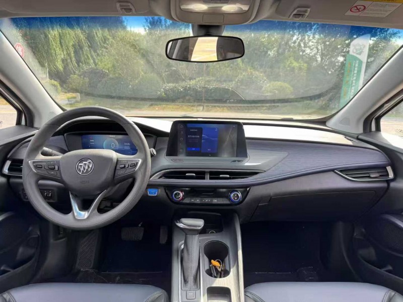 苏州24年别克微蓝7