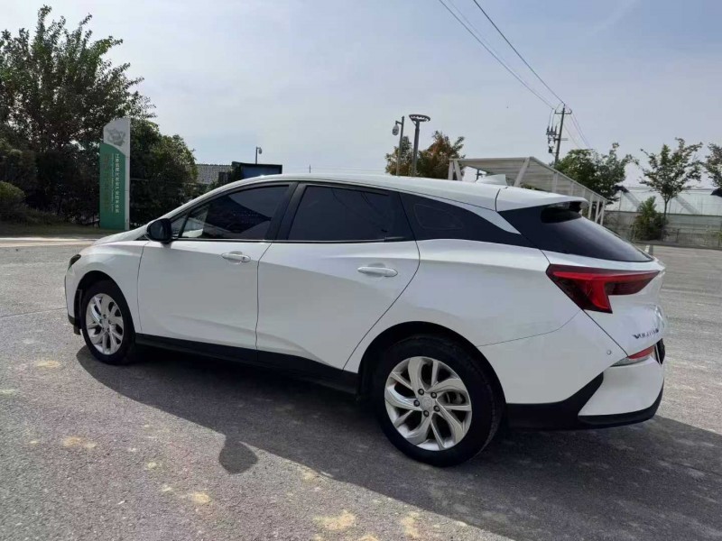 苏州24年别克微蓝8