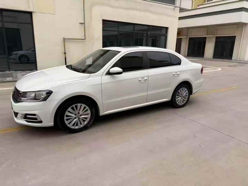 潍坊22年大众朗逸4