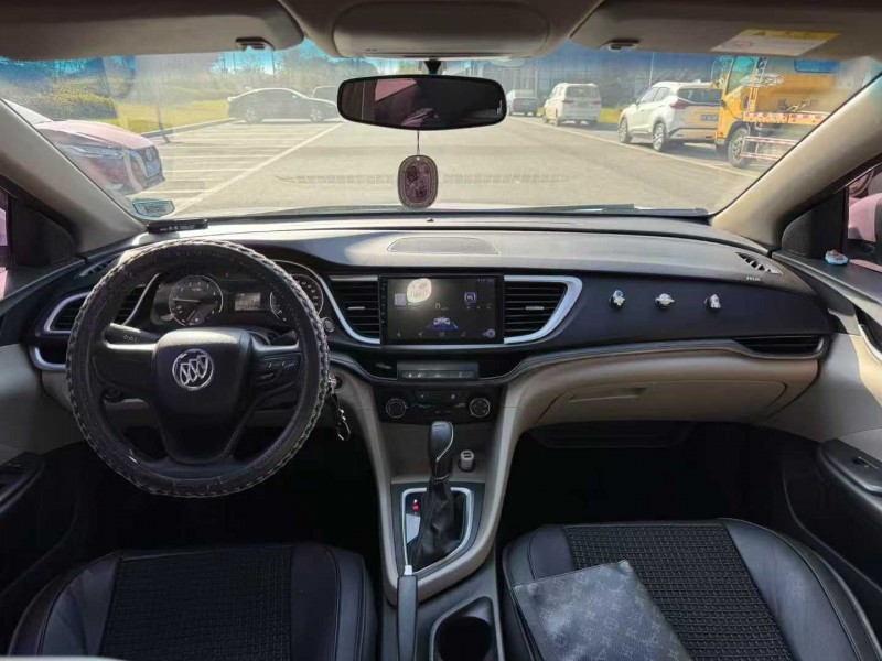 苏州20年别克英朗5