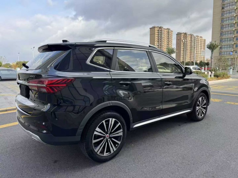 苏州19年荣威RX58