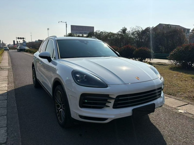 嘉兴18年保时捷卡宴2