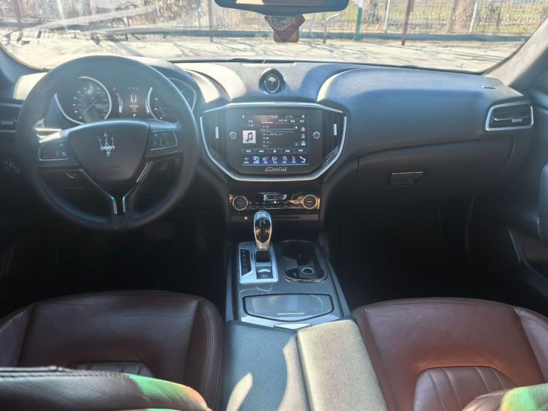 唐山15年玛莎拉蒂Ghibli6