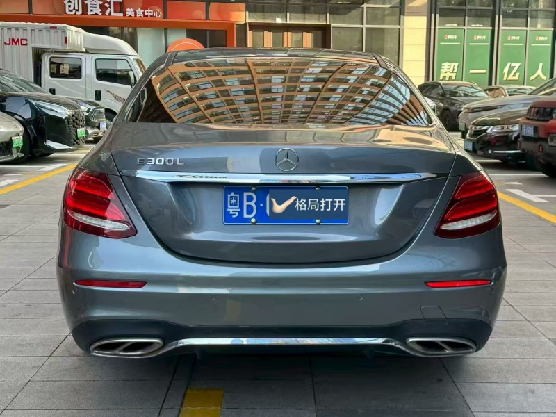 深圳18年奔驰E8