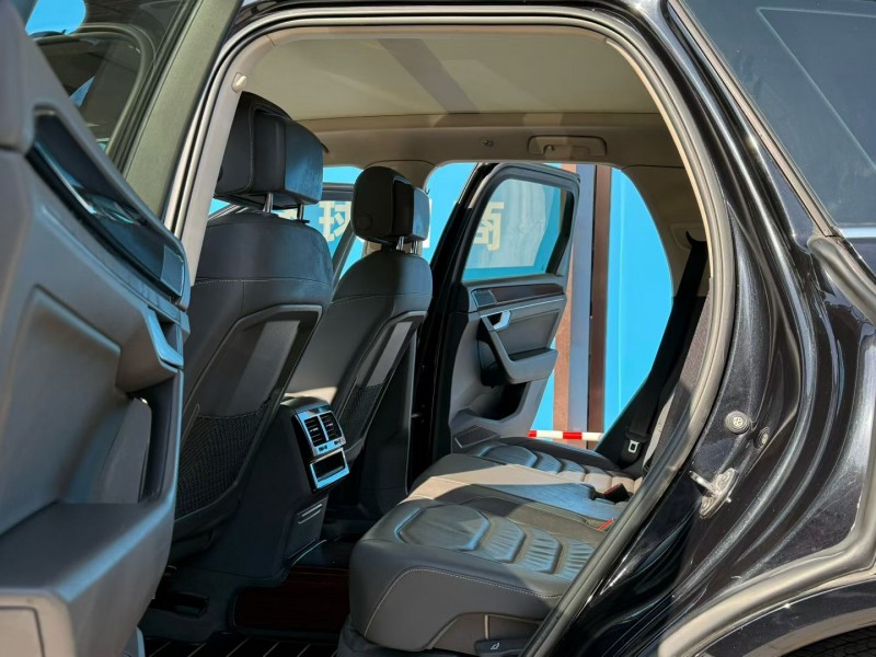 深圳21年大众途锐6