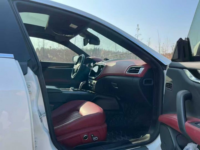 常州22年玛莎拉蒂Ghibli8