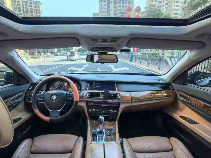 江门13年宝马7系6