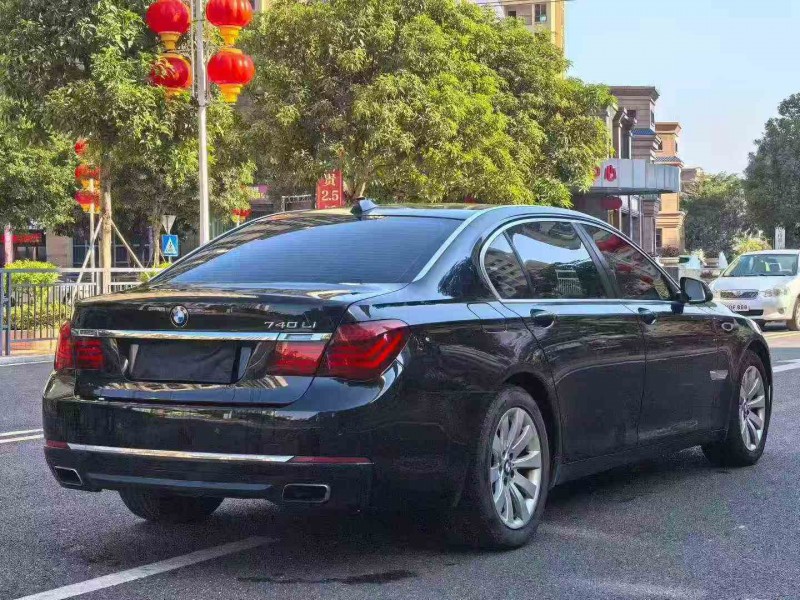 江门13年宝马7系9