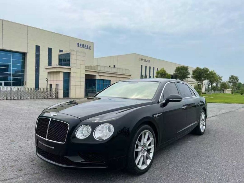 徐州17年宾利飞驰3