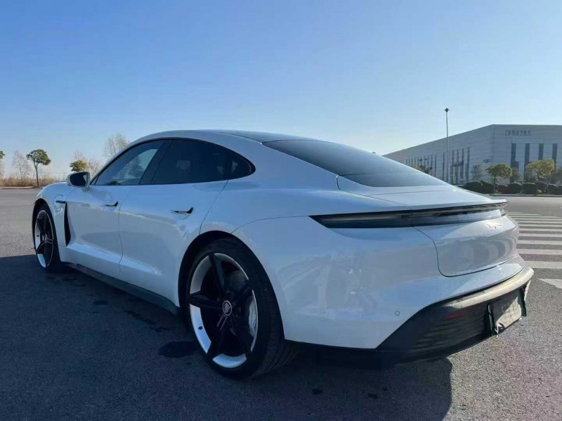 连云港22年保时捷Taycan8