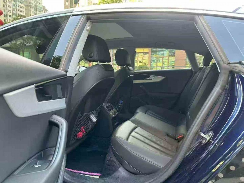 江门21年奥迪A55