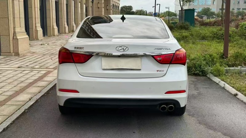 临沂16年现代名图8