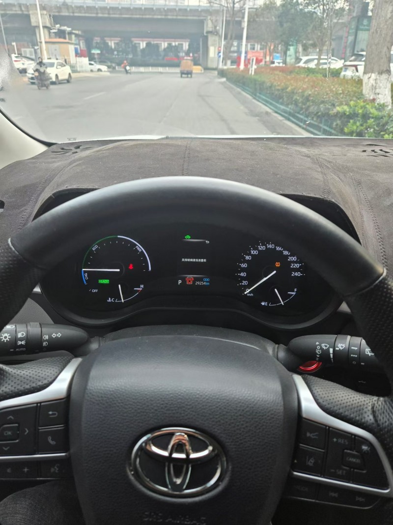 临沂24年丰田格瑞维亚5
