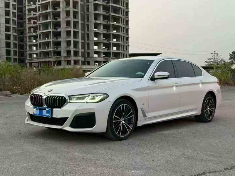 贵港22年宝马5系3