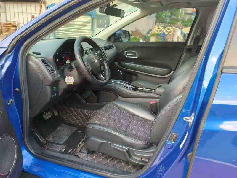 江门16年本田缤智4