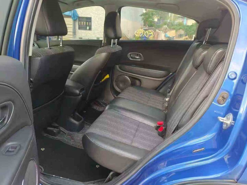 江门16年本田缤智6