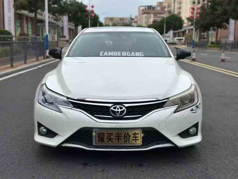 湛江16年丰田锐志1