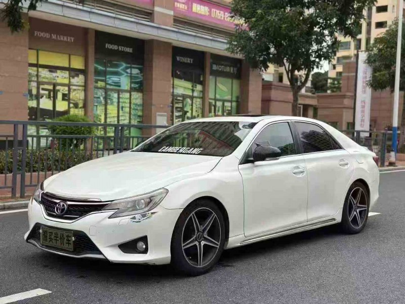 湛江16年丰田锐志3