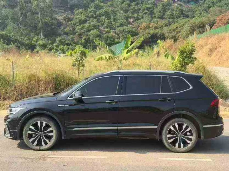 珠海24年大众途观8