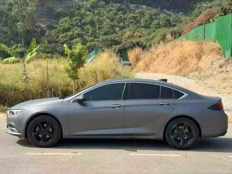 湛江19年别克君威8