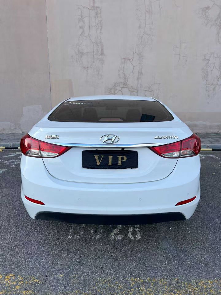 营口15年现代朗动7