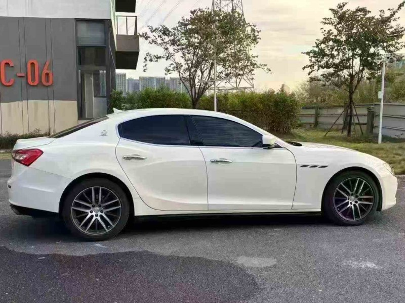 湛江16年玛莎拉蒂Ghibli7