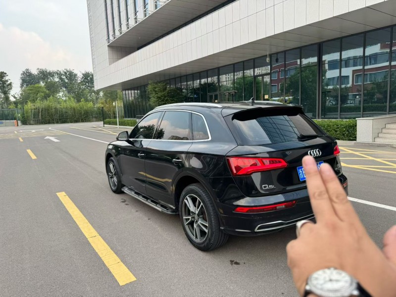 烟台19年奥迪Q54