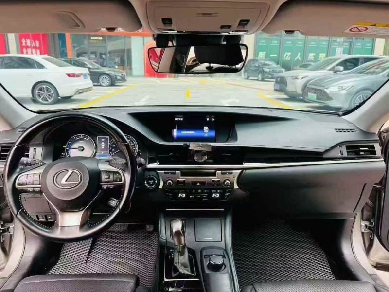 深圳18年雷克萨斯ES5