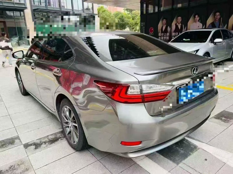 深圳18年雷克萨斯ES8
