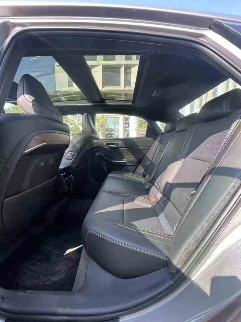 汕头25年丰田亚洲龙4