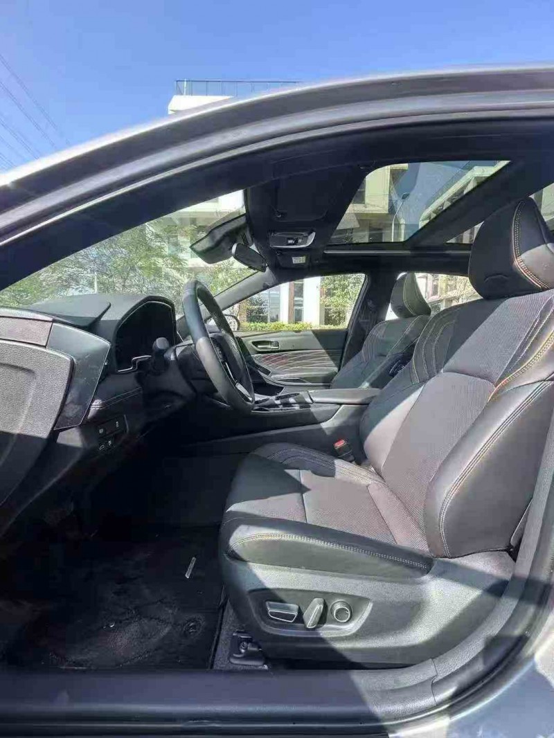 汕头25年丰田亚洲龙5