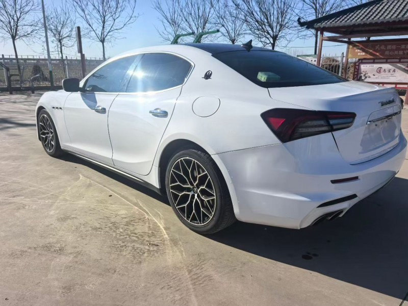 承德15年玛莎拉蒂Ghibli8