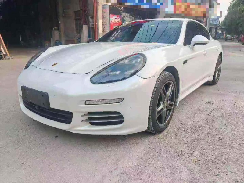 广州14年保时捷帕拉梅拉3