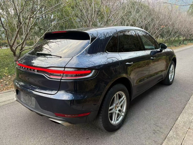 嘉兴20年保时捷Macan8