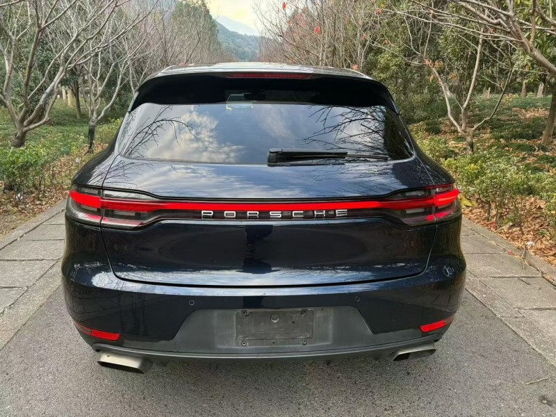 嘉兴20年保时捷Macan9