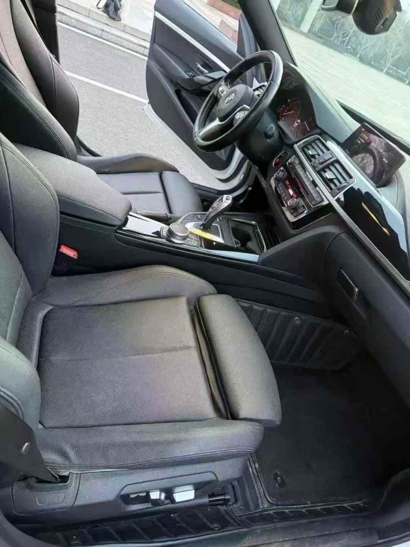 徐州20年宝马3系6