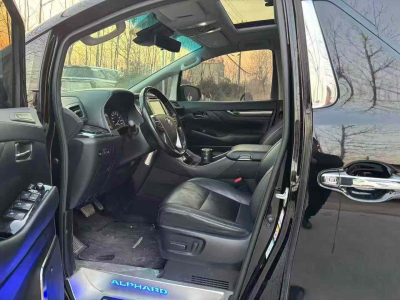 徐州20年丰田威尔法6