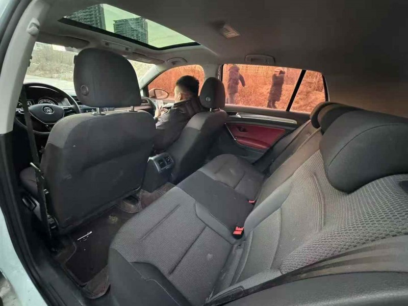 济宁15年大众高尔夫4