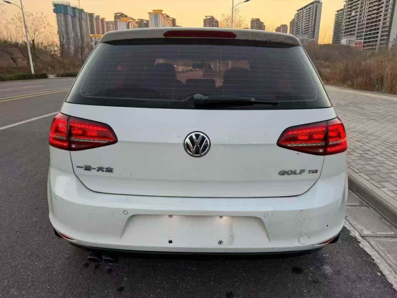 济宁15年大众高尔夫9