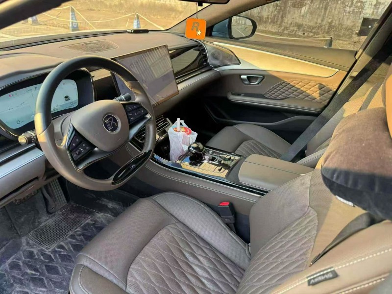 菏泽23年比亚迪汉4