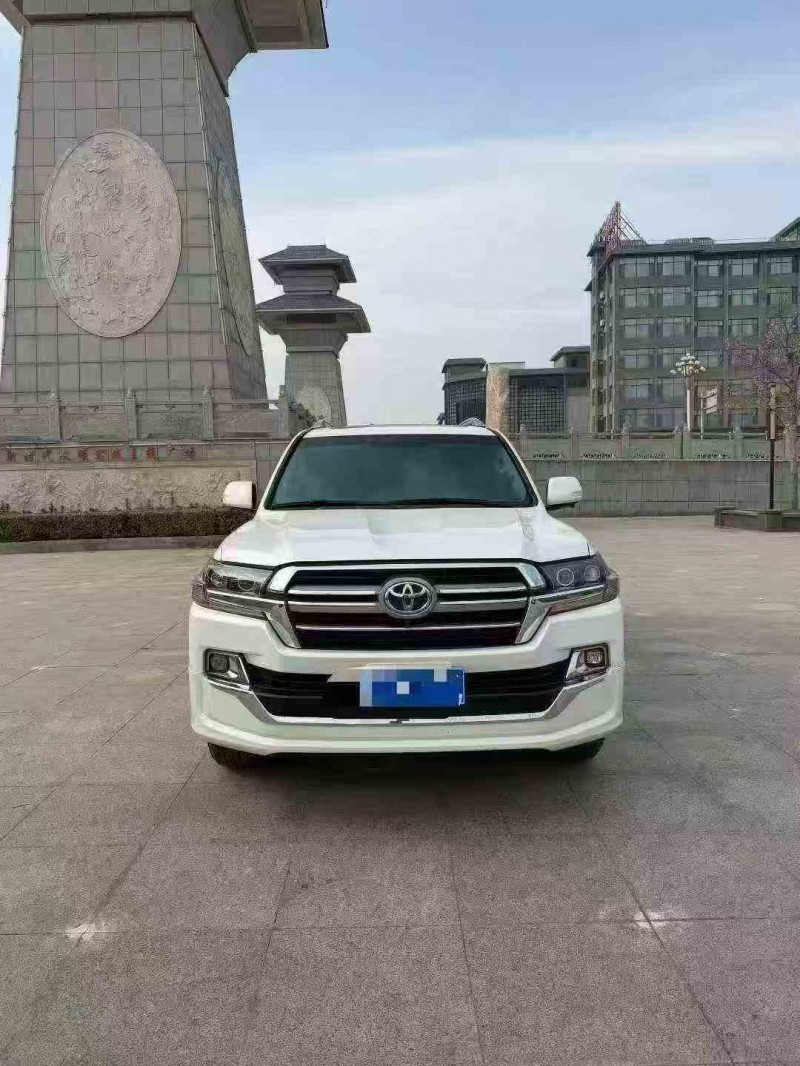 东营19年丰田兰德酷路泽1