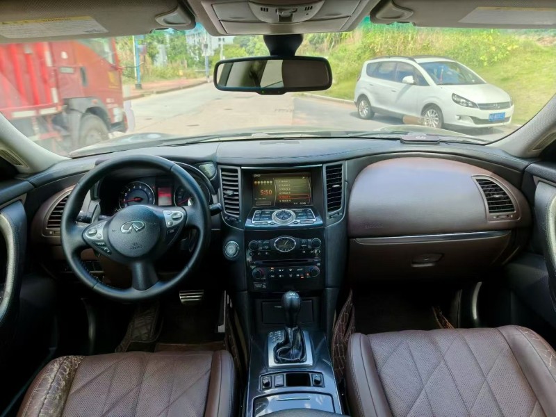 三明09年英菲尼迪FX355