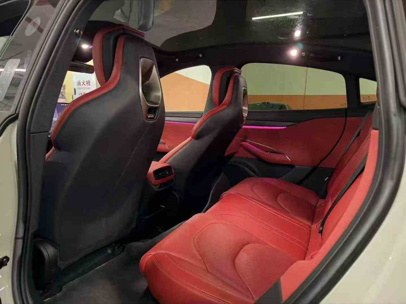 重庆24年小米SU77