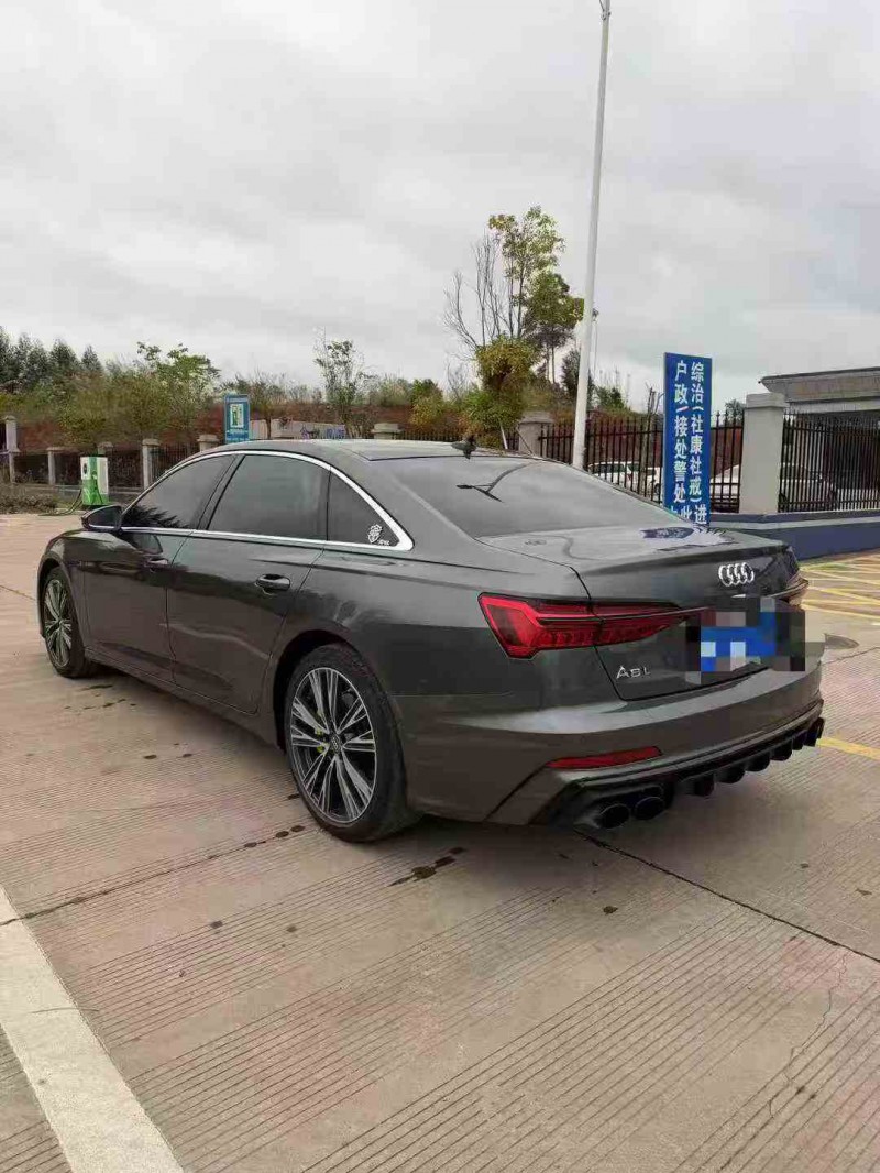 北海20年奥迪A6L7