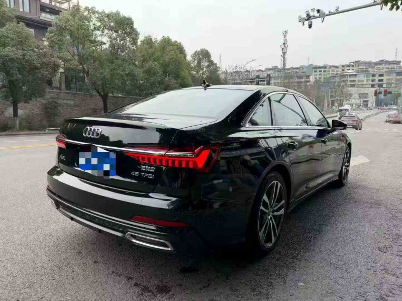 重庆21年奥迪A6L8