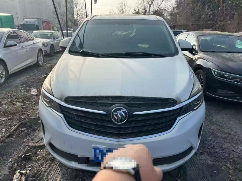 菏泽21年别克GL81