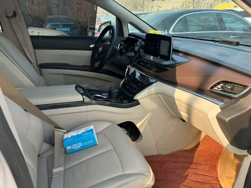 菏泽21年别克GL83