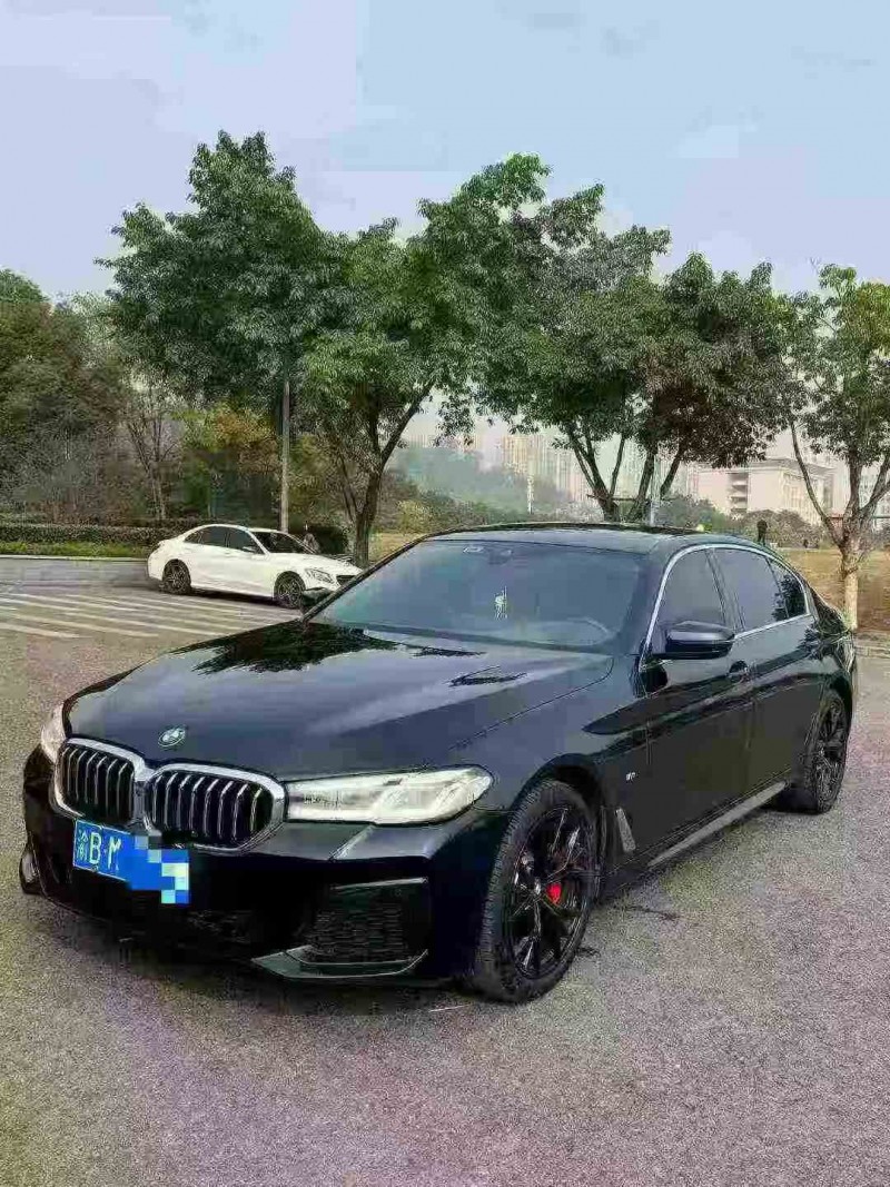 重庆23年宝马5系2